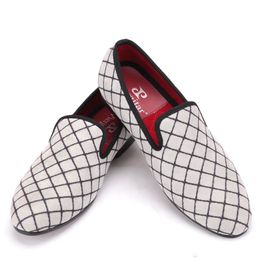Lattice Colours 3098 Four Veet Shoes Men Fashion Loafers Plus Size Smoking Slipper Men's Dress Shoes Free Shipping 's
