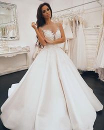 Dresses New Bohemian Lace Appliques Satin A Line Country Style Wedding Dress Bridal Gown Custom Made Hot Sale