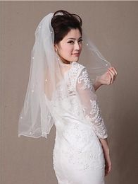 New Hot Designer Elegant Luxury High Quality In Stock Real Picture One Layer Pencil Edge Wedding Veils White Ivory Wrist Length Alloy Comb