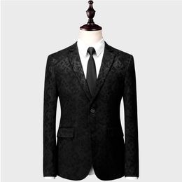 In Stock Men Wedding Tuxedos Embossing Floral Pattern Groom Wear Men Blazer 2 Pieces Prom Dinner JacketJacket Pants213z