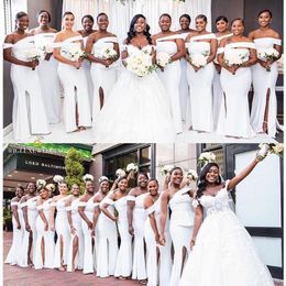 2020 Sexy African Country Split Side Bidesmaid Dresses Off The Ramię Prosta Długa pokojówka Suknie Party Honor
