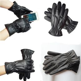 2022 guantes de cuero moda para hombre Invierno hombre negro cálido PU guantes de cuero moda a prueba de frío y al viento guantes de pantalla táctil cálidos guantes de engrosamiento CA519