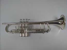 High quality Bb Trumpet Jupiter XO 1604S Trumpet MINT CONDITION with Original Blue Case Free Shipping