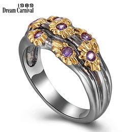 DreamCarnival 1989 Neo-Gothic Rings Women Wedding Band Golden Color Flowers with Purple Zircon Fashion Jewlery Wholesale WA11638