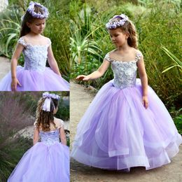 Amazing Lanvender Lace Ball Gown Flower Girl Dresses For Wedding Beaded Pageant Gowns Tulle Sweep Train Appliqued First Communion Dress
