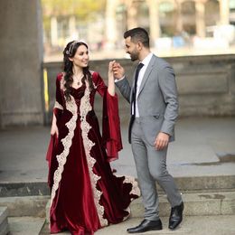 Elegant Muslim Evening Dress Burgundy Long Sleeve Arabic Turkey Evening Gown Velvet Formal Prom Dress With Applique robe longue