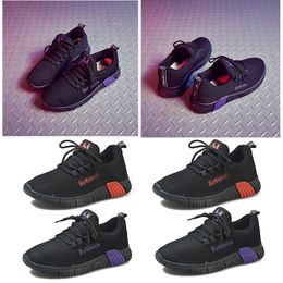 taille 35-40 pour les femmes de la mode chaussures de course triple noir rouge violet maille respirante confortable sport baskets baskets