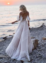 2021 Spaghetti-Trägern Spitze A-Linie Brautkleider Tüll Applikation Rüschen Sweep Zug Sommer Strand Hochzeit Brautkleider Robe de Mar232I