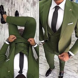 New Fashion Green Slim Fit Groom Tuxedos Peak Lapel Groomsmen Mens Wedding Dress Excellent Man 3 Piece Suit(Jacket+Pants+Vest+Tie) 624