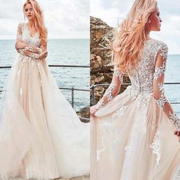 Vintage Lace Long Sleeve Bridal Gowns Wedding Dresses Tulle V Neck Applique Buttons Back Pleated BM1521