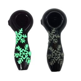 Wholesale 4 Inch Glow In The Dark Heady Snowflake glass Smoking Pipes Spoon Luminous Hand Pipe Tobacco Pipes Smoking Accessories Free DHL