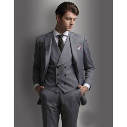 Fashionable Two Buttons Groomsmen Notch Lapel Groom Tuxedos Men Suits Wedding/Prom/Dinner Best Man Blazer(Jacket+Pants+Tie+Vest) 792