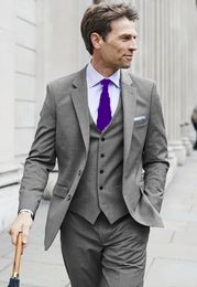New Trendy Design Two Buttons Light Grey Groom Tuxedos Groomsmen Notch Lapel Best Man Suits Mens Wedding Suits (Jacket+Pants+Vest+Tie) 1041