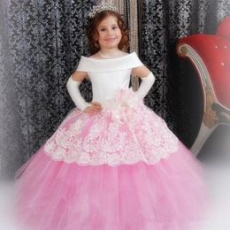 Pink Flower Girl Dresses Princess A Line Kids Formal Wear Gowns Appliqued Sweep Train with Sash Long Girl Pageant Dress