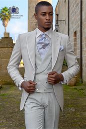 Fashion Light Grey Men Wedding Tuxedos Peak Lapel Slim Fit Groom Tuxedos Excellent Men Jacket Blazer 3 Piece Suit(Jacket+Pants+Tie+Vest)2766