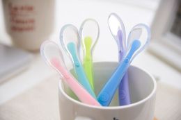 New baby feed silicone spoon Soft head baby training spoon Maternal and infant products Tableware suitping