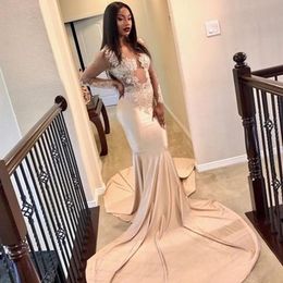 Black Champagne Cheap Girls Mermaid Evening Dresses Jewel Neck Long Sleeves Court Train Lace Prom Dress Special Ocn Robes De Soire