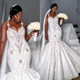 Spaghetti Crystal Beaded Mermaid Wedding Dresses Sexy African Plus Size Open Back Lace Appliqued Bridal Gowns