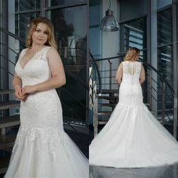 Plus Size Lace Mermaid Wedding Dresses V Neck Lace Appliqued Sleeveless Beach Bridal Gowns Ruffle Sweep Train Custom Made Vestidos De Novia