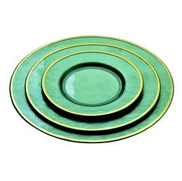 Placas de carregador de vidro verde de aro dourado pratos de grãos frios criativos de gama modelada para mesa de jantar de mesa de decoração de casamento de casamento quente azul preto