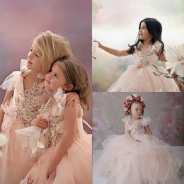 Lovely Flowers Girls Dresses Lace Appliques Pearls Puffy Kids Little Girl Pageant Gowns Princess Toddlers Birthday Party Dress For Wedding