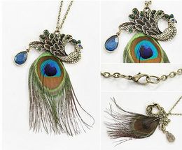 Fashion-Beautiful Peacock Feathers Long Sweater Chain Feather Crystal Pendant Peacock Feather Chain Charm Statement Jewellery Christmas Gift