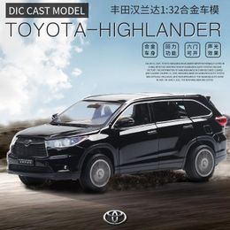 Escala 1:32 Toyota Highlander Suv veículo Off-Road modelo de carro Brinquedo Em Metal Fundido Criança Presente