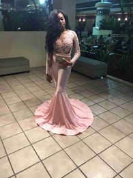Elegant Long Prom Dresses 2019 Sexy Sheer Lace Long Sleeve Scalloped Necl Pink Satin African Mermaid Party Prom Dress