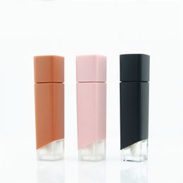 5ml Lip gloss Plastic Bottle Empty Lipgloss Tube pink black Brown red frosted Mini Split Containers