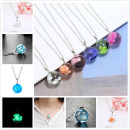 Fashion Glowing Blue Sky White Clouds Necklace Transparent Resin Round Ball Moon Pendant Necklace Unisex Jewellery Gift