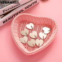 Stainless Steel Heart Shape Hook Strong Adhesive Hats Bag Family Robe Home Decoration Wall Hanger yq00923