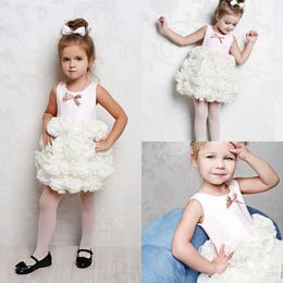 Adorable Short Flower Girls Dresses Tiered Tutu Party Toddler Pageant Baby Birthday Gowns Kids First Communion Dress