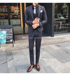 Newest One Button Groomsmen Peak Lapel Wedding Groom Tuxedos Men Suits Wedding/Prom/Dinner Best Man Blazer(Jacket+Tie+Vest+Pants) 548