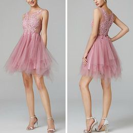 Pretty Short Mini Jewel Illusion Neck A-Line Tulle Knee-length Prom Dress Evening Gown Bridesmaid Dress with Applique