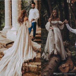 2020 Bohemian Wedding Dresses Sexy Off Shoulder Puff Sleeve Beach Bridal Gowns Long Train Rustic Country Wedding Gowns Hippie