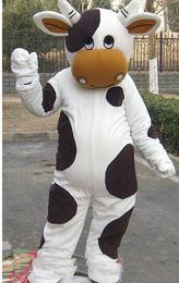 2020 Factory New style cow Mascot Cartoon Character Costume Custom Products custom-made
