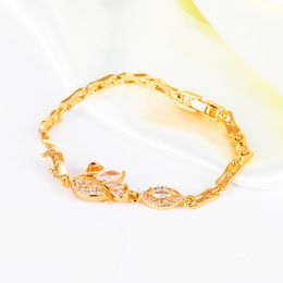 Fashion-n Fashion Beautiful Crystal-inlaid 18K Gold Fashion Women's Bracelet