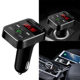 Cartão CARRO NOVO B2 Bluetooth Car Kit MP3 Player com Handsfree Transmissor Adaptador FM sem fio USB Car Charger B2 Apoio às Micro SD