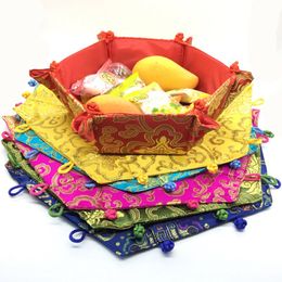 Chinese knot Foldable Fruit Storage Boxes Decoration Wedding Party Candy Box Silk Brocade Vintage Handicrafts Packaging Case 1pcs