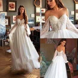 Lace Appliqued Sexy Country Wedding Dresses Sweetheart Long Sleeves A Line Elegant Beach Boho Vintage Wedding Dresses Bridal Gowns BC3049