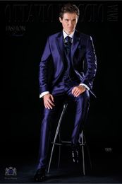 Fashionable One Button Groomsmen Peak Lapel Groom Tuxedos Men Suits Wedding/Prom/Dinner Best Man Blazer(Jacket+Pants+Tie+Vest) 767