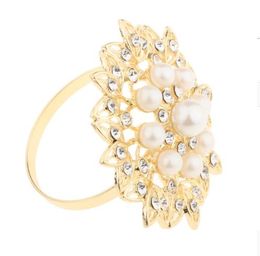 Flower Pearl Napkin Ring Diamond Napkin Holder Rhinestone Round Buckle Hotel Wedding Party Circle Decoration