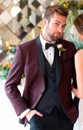 New High Quality One Button Burgundy Groom Tuxedos Shawl Lapel Groomsmen Best Man Suits Mens Wedding Suits (Jacket+Pants+Vest+Tie) 871