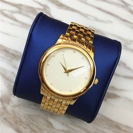 Classic sell Women Men Watches Luxury Stainless steel Women wristwatches lover watch Goldsilver Gifts Accessories Relogio Mas5005565