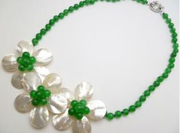 Fashion jewelry 3 white mother of pearl shell green flower beaded necklace