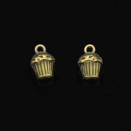 Strawberry Charm//Pendant Tibetan Antique Silver 17mm 10 Charms Accessory Crafts