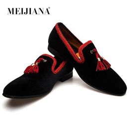 Men's tassel Loafers Moccasins Slip On Chinese style Leather Casual Shoes Male Black/Red Flats Loafers Men Dress Shoes 38-46 BM787