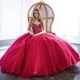 Red Beaded Ball Gown Quinceanera Dresses Spaghetti Straps Sequined Sweet 16 Dress Tulle Sweep Train Masquerade Gowns