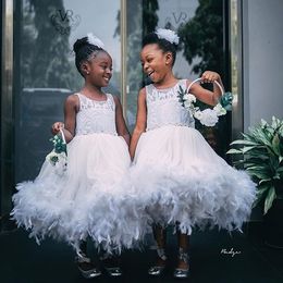 Adorable Flower Girls Dresses White Tiered Full Feather Party Toddler Pageant Baby Birthday Gowns Kids Formal Wear First Communion Dress