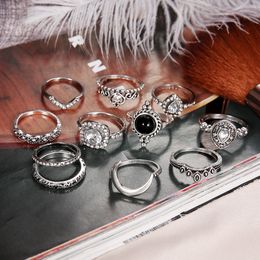 Silver Retro Ancient Silver Diamond Glass Moon Ring Set Retro Knuckle Ring Set for Female Girl Stacked Rings Set Hollow Carved